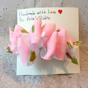 Handcrafted Hair Bow For Girls Pink